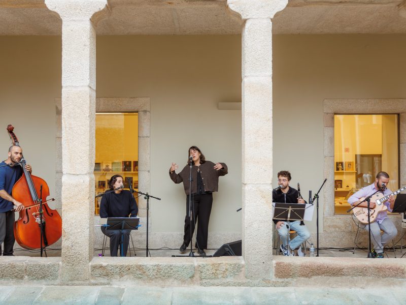 Joana Raquel “Queda Áscua”